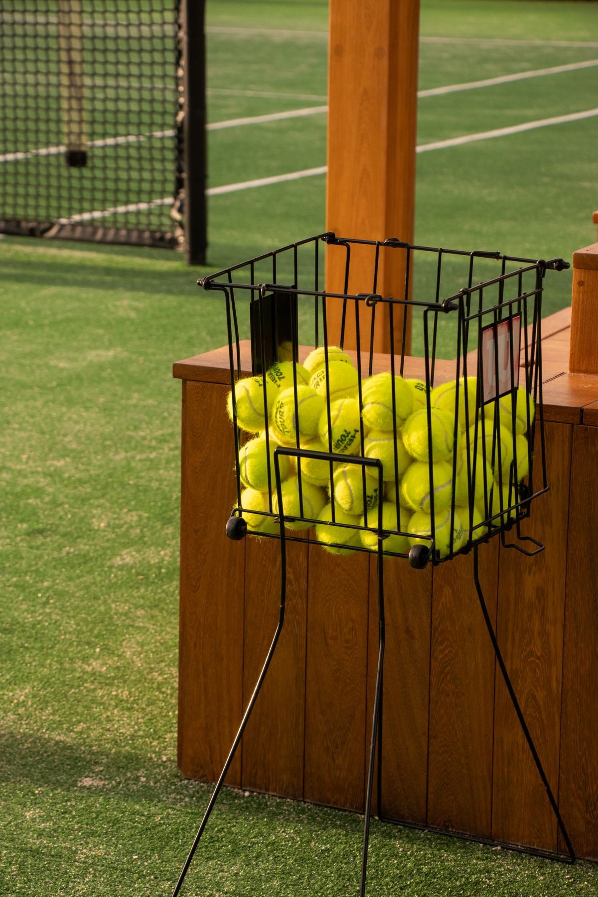 Tennis balls