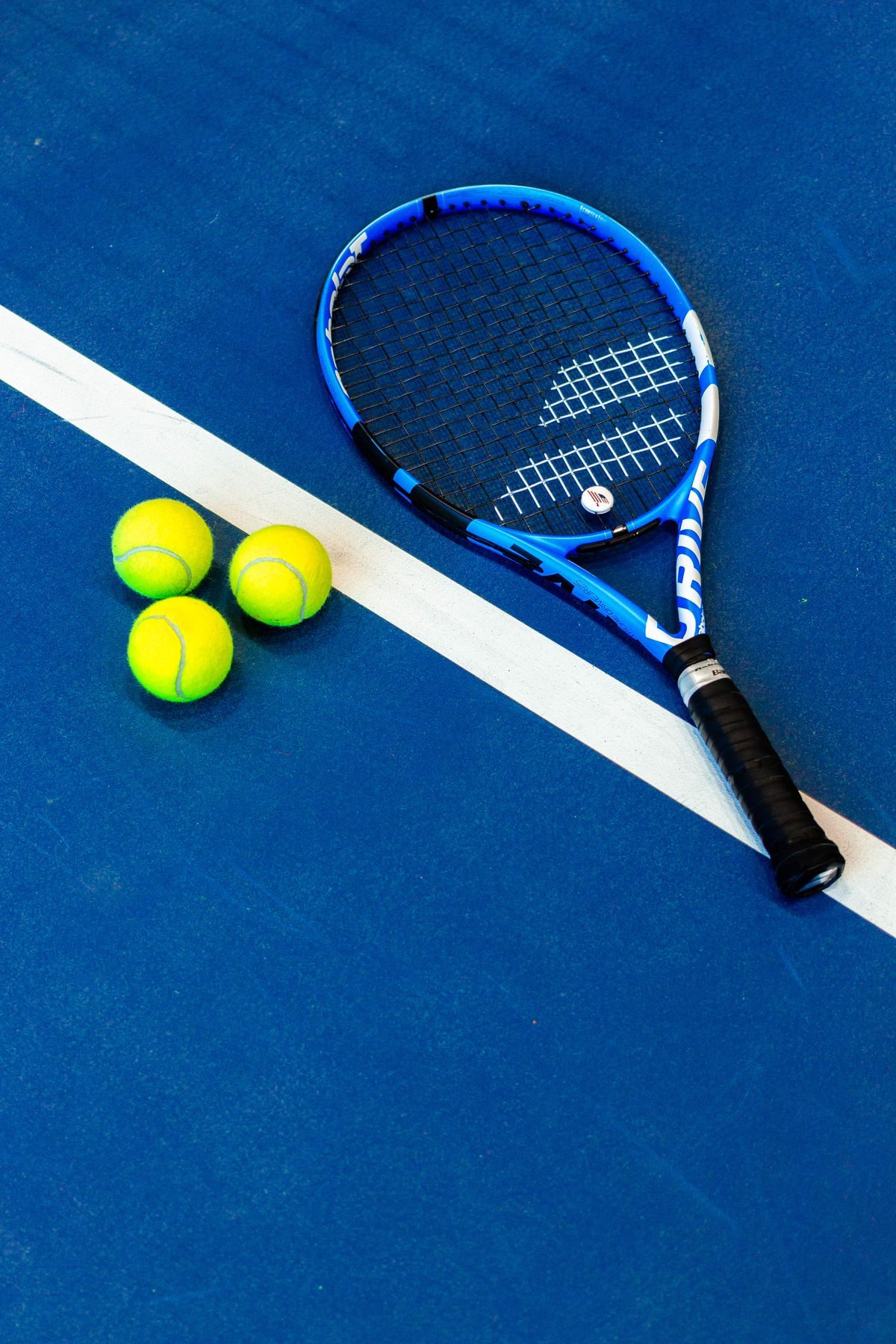 Tennis racket